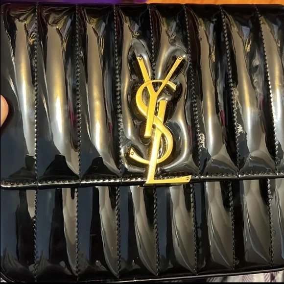 YSL Vicky crossbody bag Versatile and also works as small handbag - Picture 3 of 11